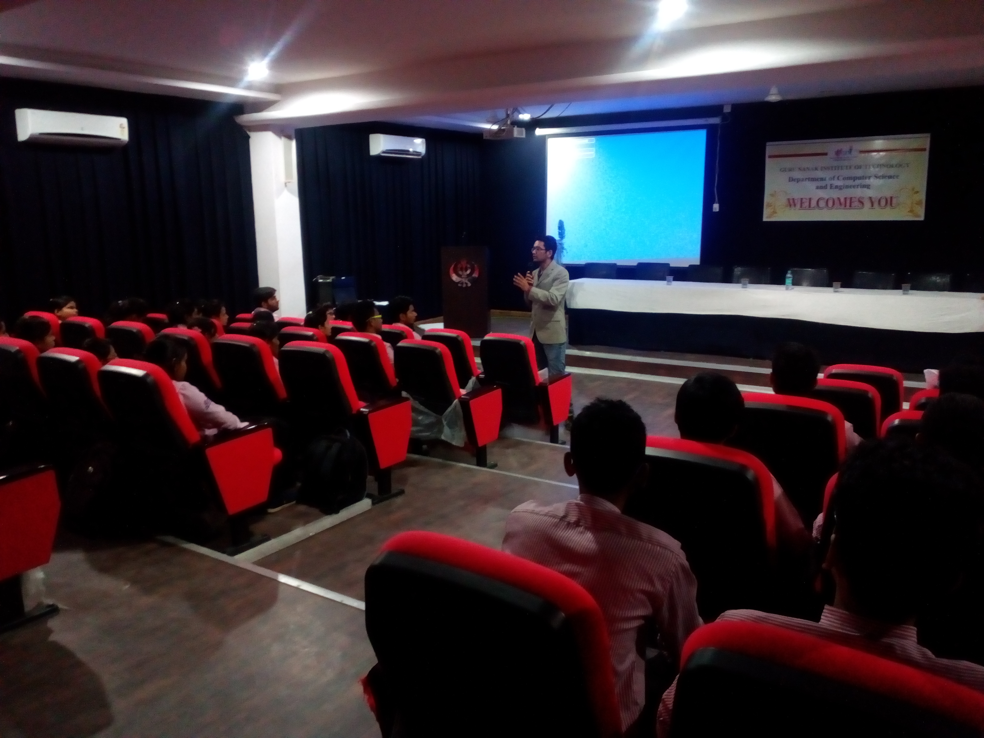 Guest Lecture On Importance of an Internship
